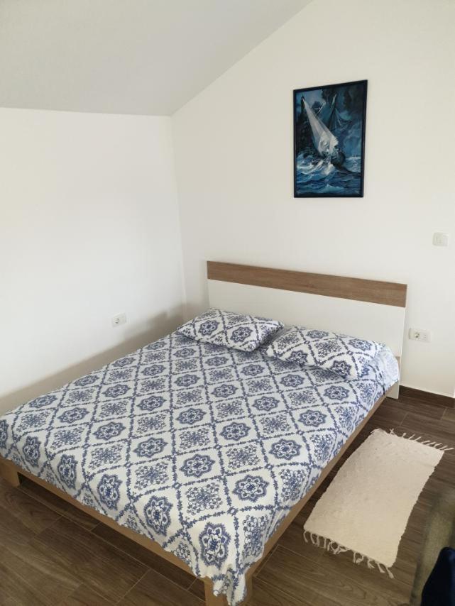 Penthouse Prvic Luka Apartment Exterior photo