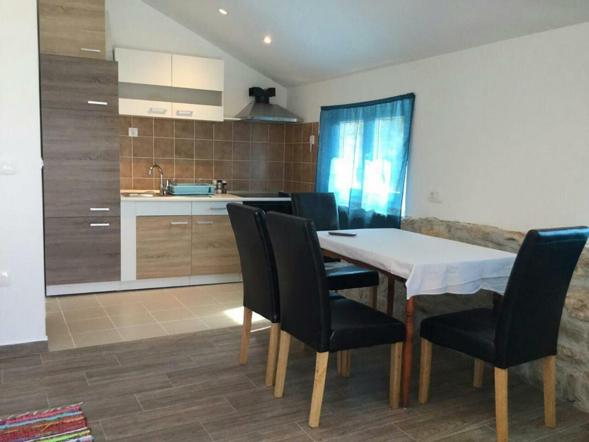 Penthouse Prvic Luka Apartment Exterior photo